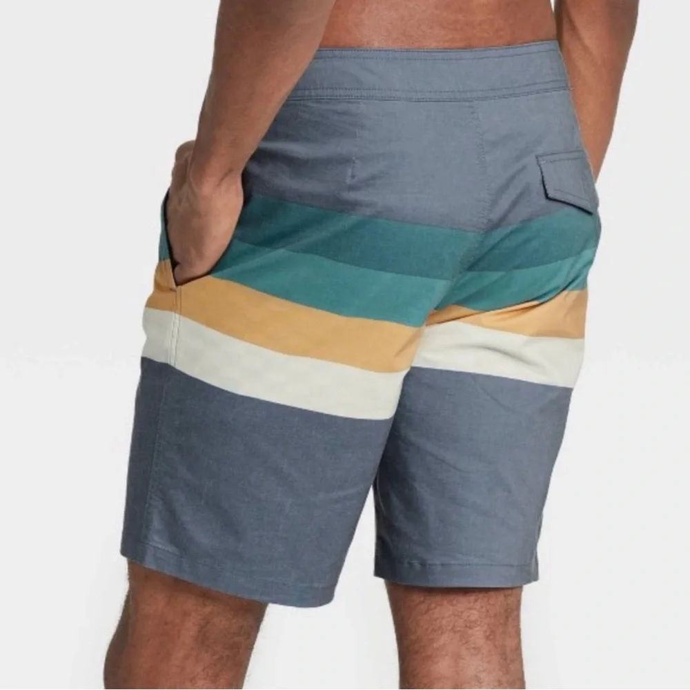 GOODFELLOW & CO. Striped Swim Board Shorts Trunks Size 42 Dadcore Resortwear
